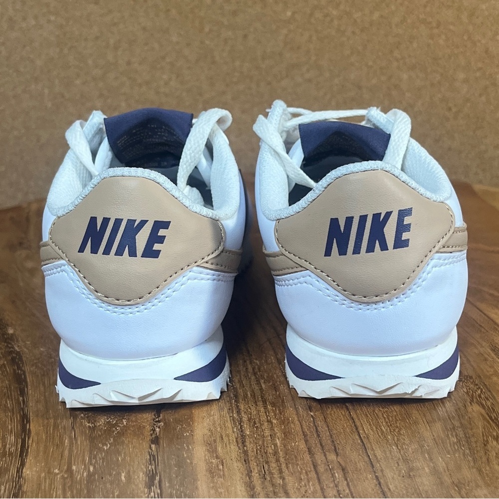 Nike cortez gs 
Brand new
Womens
NWOT - Picture 9 of 9